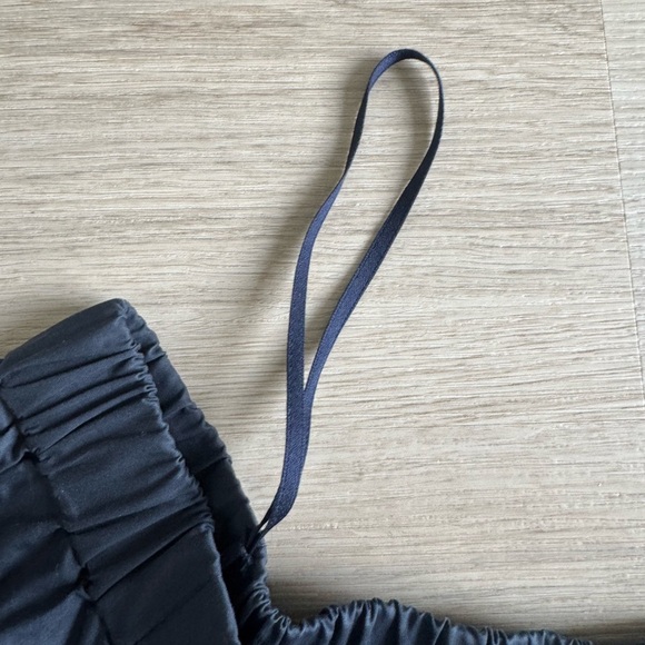 Tibi Off-Shoulder Navy Blue Shift Dress Wylie Satin Bow Sleeves Mini Size 0 XS - Picture 11 of 12